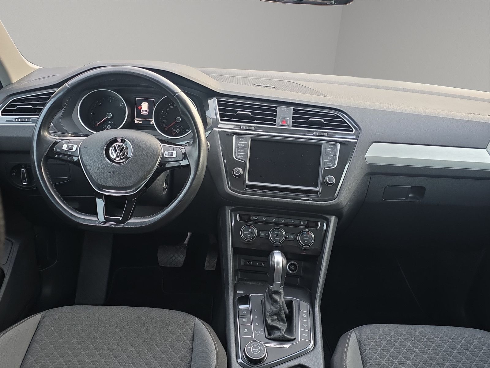 Fahrzeugabbildung Volkswagen Tiguan BMT/Start-Stopp 4Motion Allradantrieb