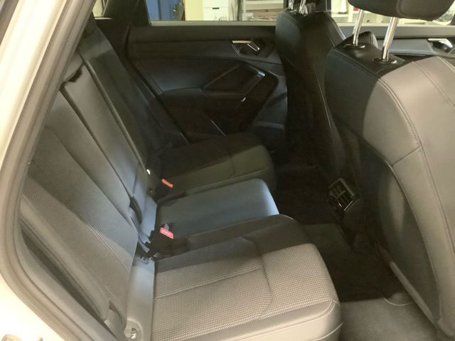 Q3 S line 45 TFSI e S tronic,LED,Navi Plus,S-lin