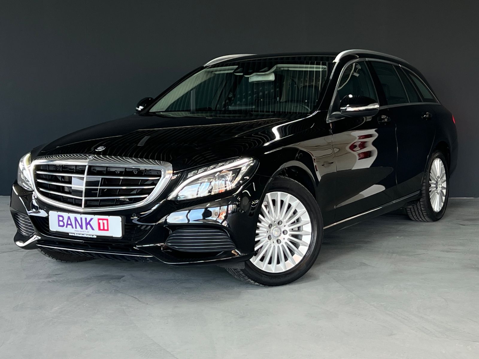MERCEDES-BENZ C 220 d Exclusive ACC+Lenk Totwinkel ILS AHK