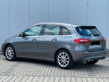 Mercedes B 180 - 4