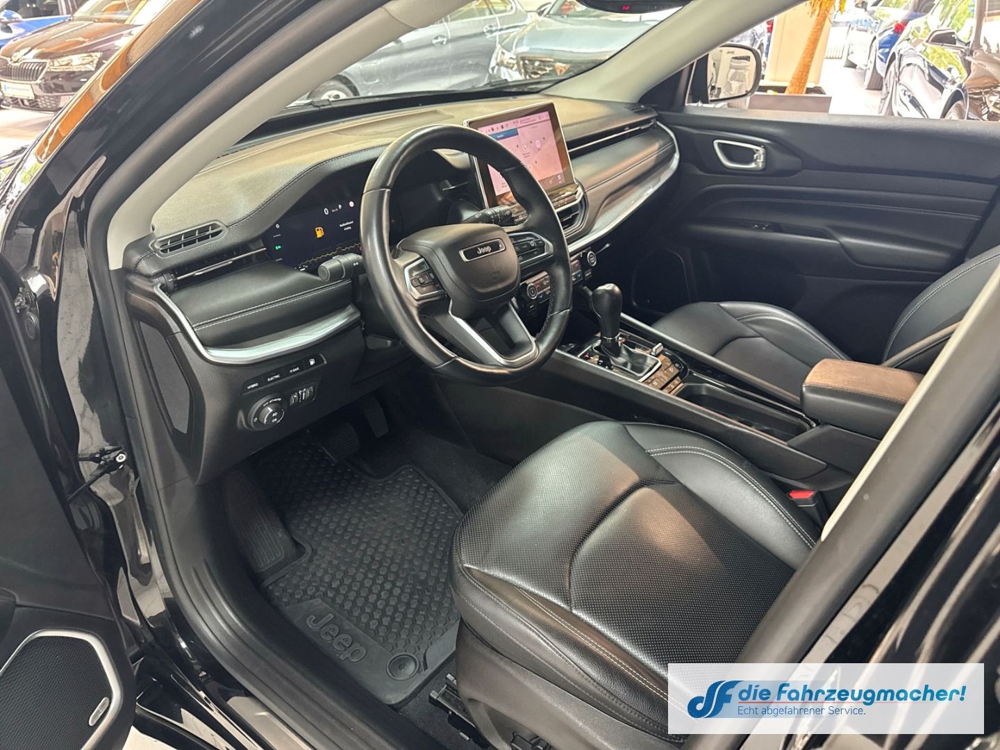 Fahrzeugabbildung Jeep Compass S Plug-In Hybrid 4WD 1.3 EU6d Navi Sound