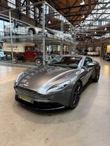 Aston Martin DB11 5.2 V12 AMR - scheckheftgepflegte Aston Martin DB11