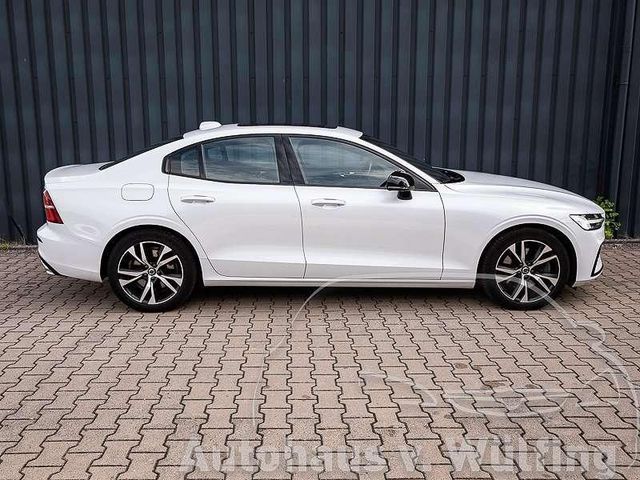 Volvo S60 R Design T8 Recharge Plug-In Hybrid AWD imagem 3