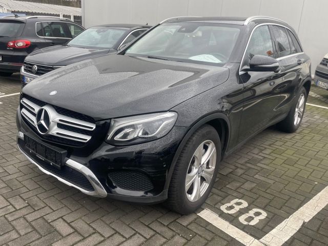 Mercedes-Benz GLC 220 d 4Matic,PANORAMA,NAVI,LED