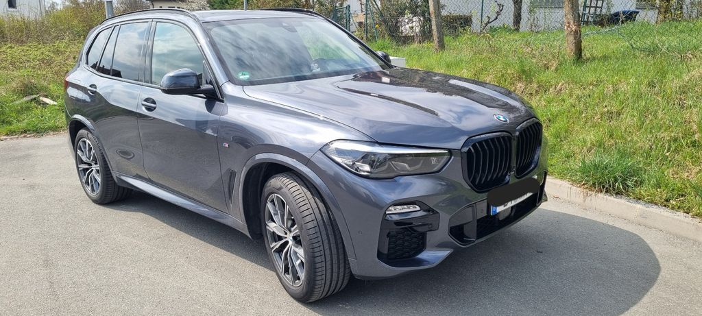 Image of BMW X5