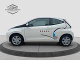 Toyota AYGO X-Play*1.HAND*SCHECKHEFT*GARANTIE*WARTUNG* - Toyota in Frankfurt (Main): Aygo