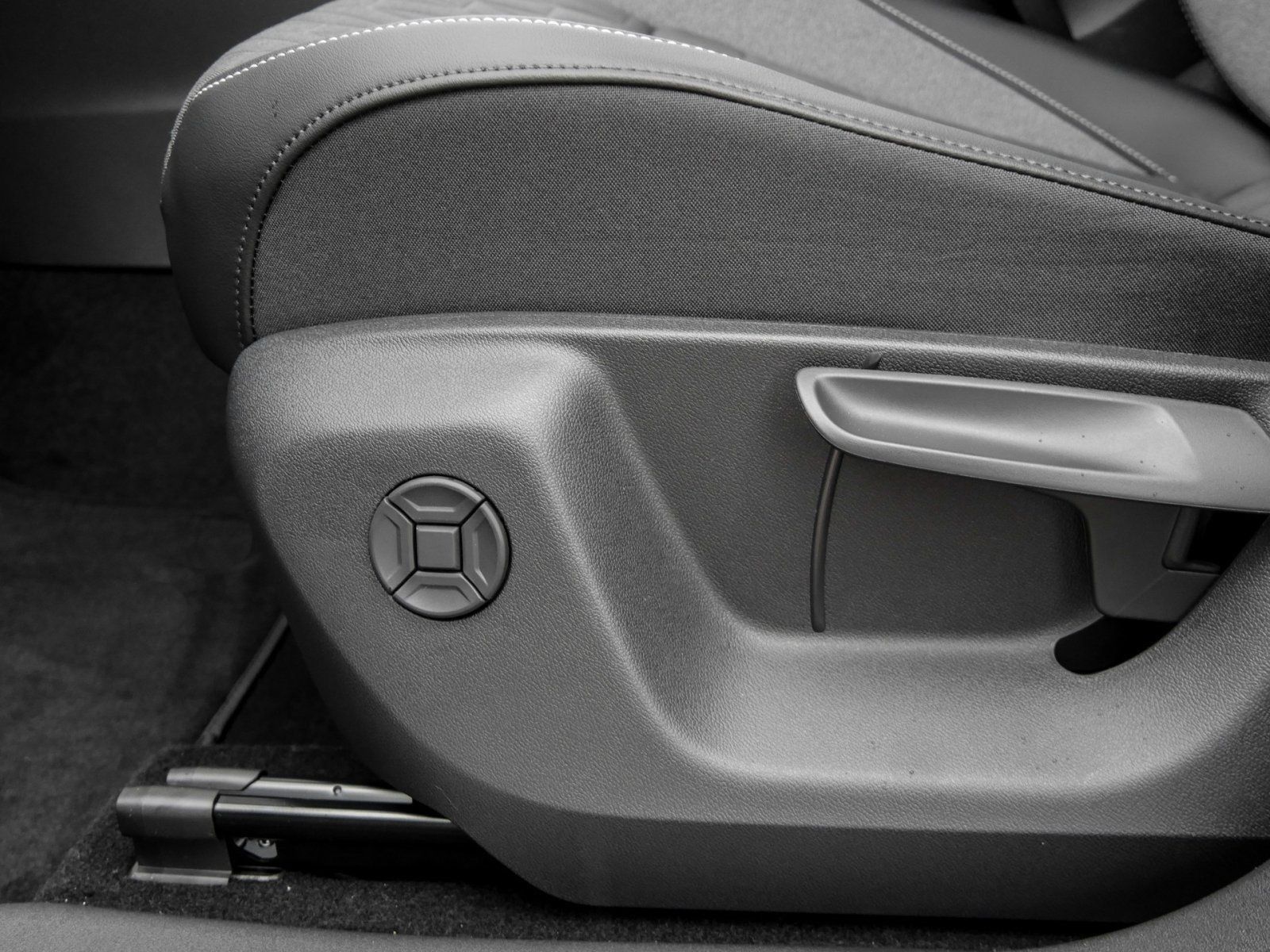 Volkswagen Tiguan - Bild 16