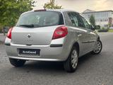 Renault Clio by RIP CURL 1.2 16V Eco2 55kW - Renault Clio: By Rip Curl