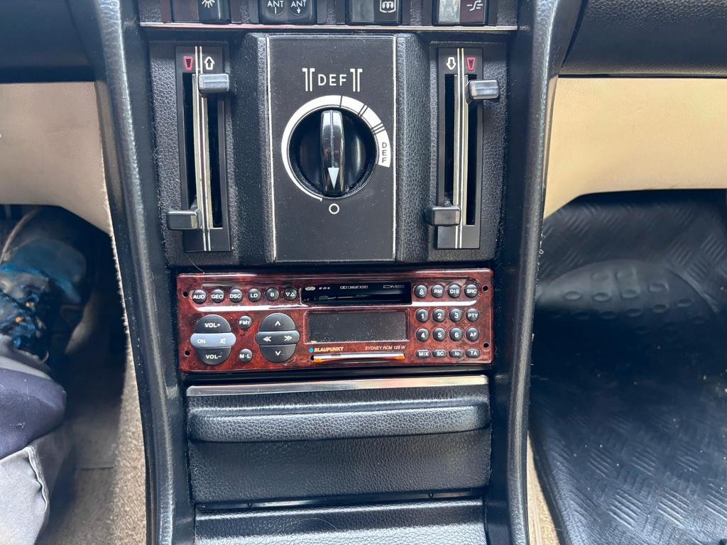 Mercedes-Benz 280