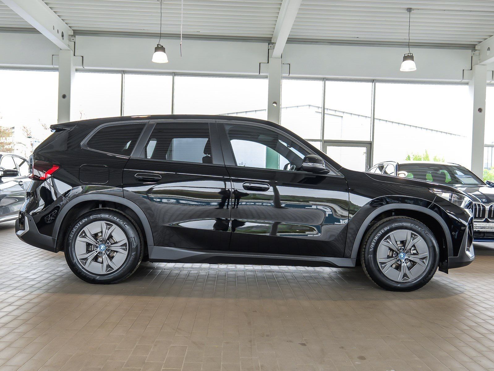 BMW iX1 - Bild 11