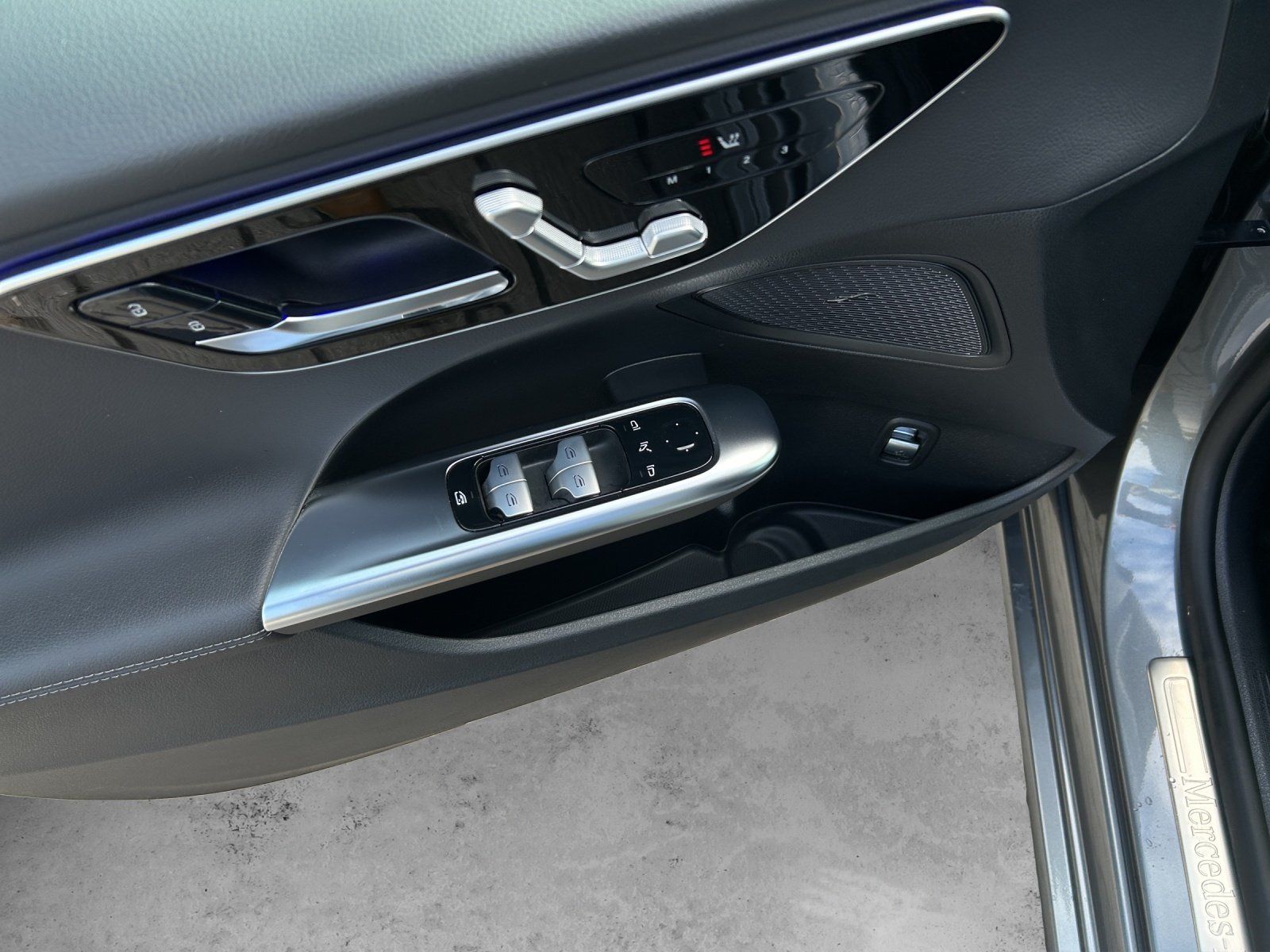 Fahrzeugabbildung Mercedes-Benz C220d 4M T Standhz AHK Memo SpurPkt LED el.Heckk