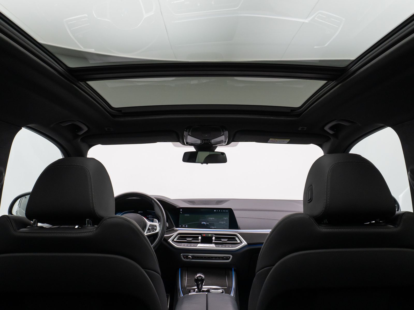 Fahrzeugabbildung BMW X5 xD45e M Sport Panorama Laser 360°HUD DAB HiFi