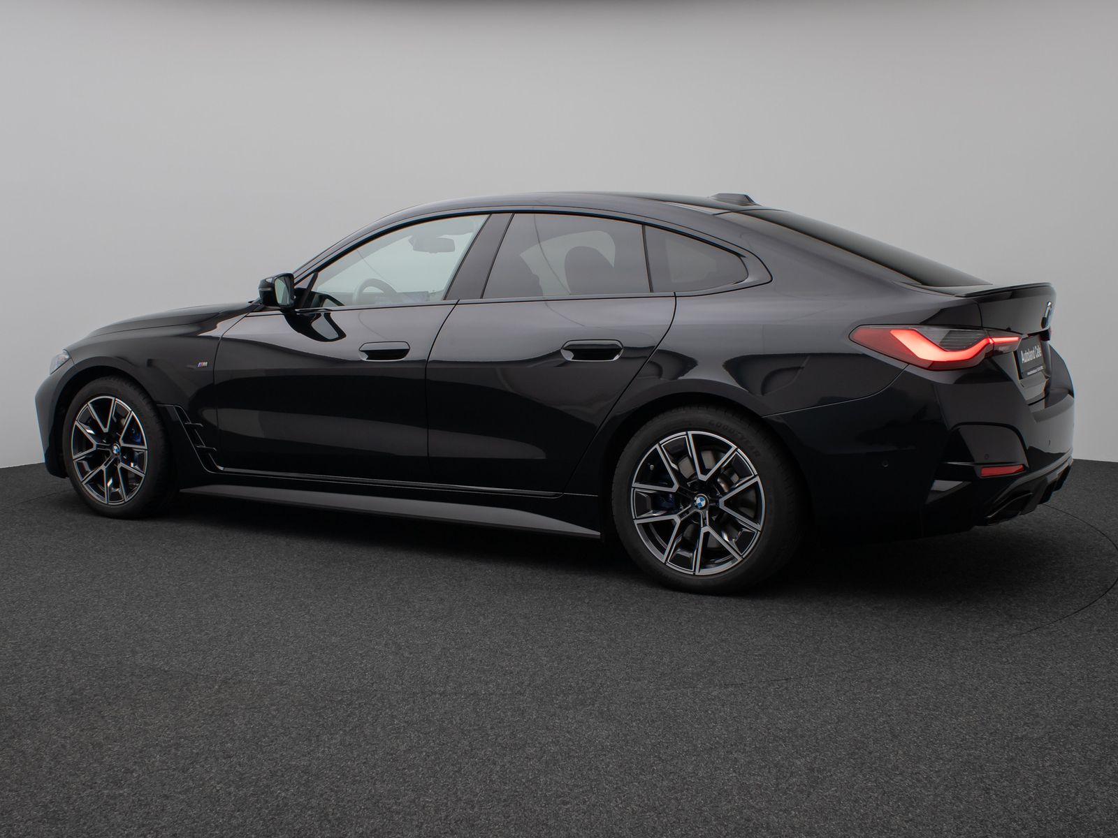 Fahrzeugabbildung BMW M440i xD Gran Coupé Laser Kamera HUD DAB H/K AHK