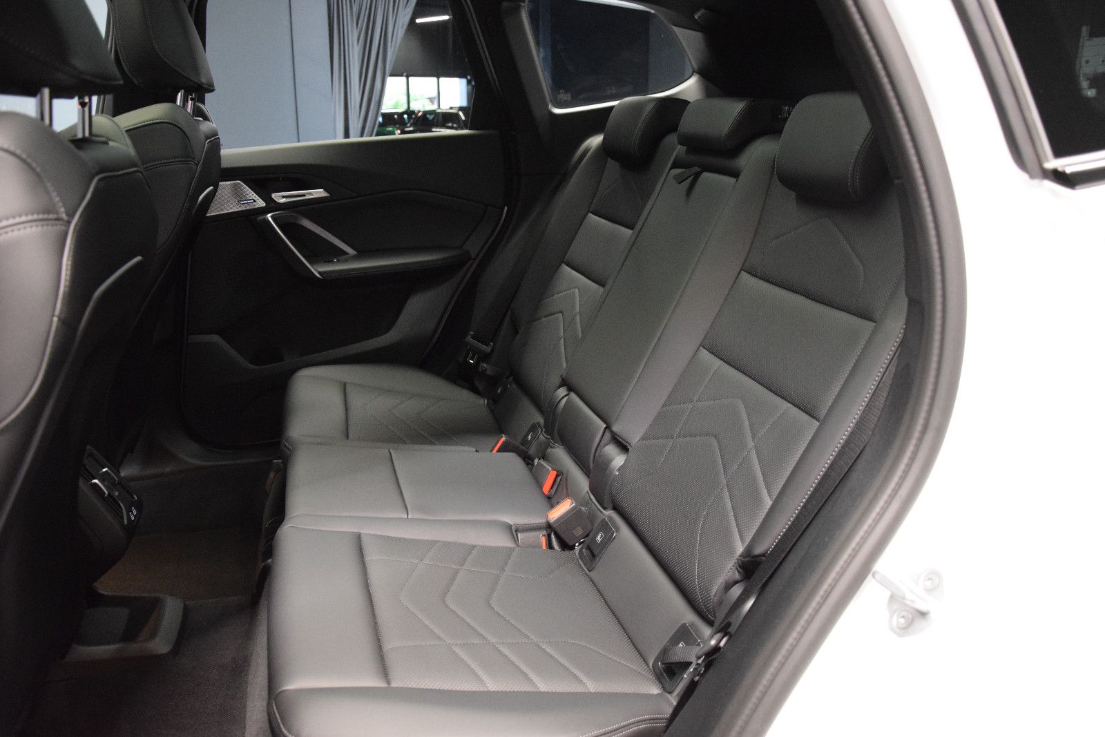 Fahrzeugabbildung BMW X1 sDrive 20 i M Sport Pano HuD Memory ACC Leder
