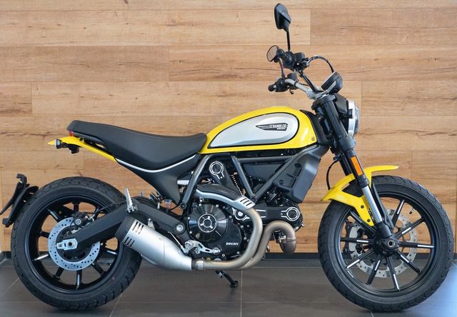 Ducati Scrambler 800 Icon 