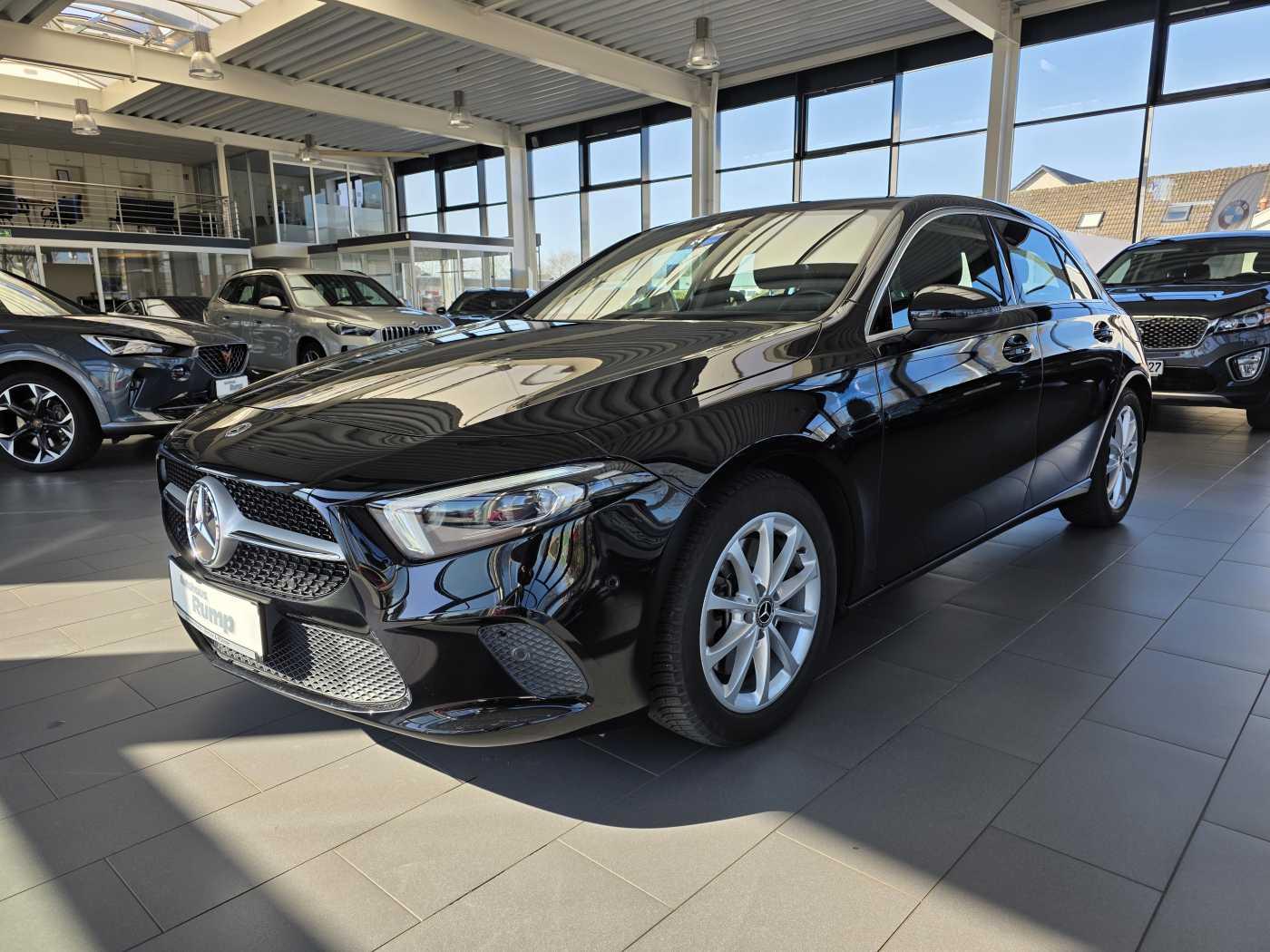 Mercedes-Benz A 250 4Matic 7G-DCT Progressive Multibeam LED / 