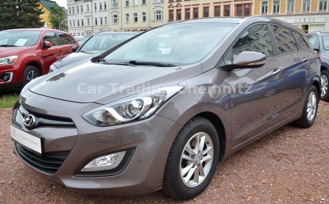 Hyundai i30 cw Automatik Klimaautomatik Sitzheizung