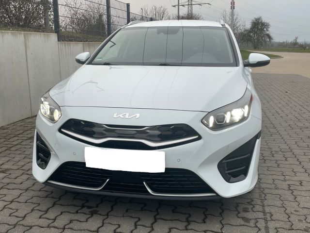 Kia Ceed SW 1.6 PHEV Vision Nav*Led*ACC*Kam*Virtu*17