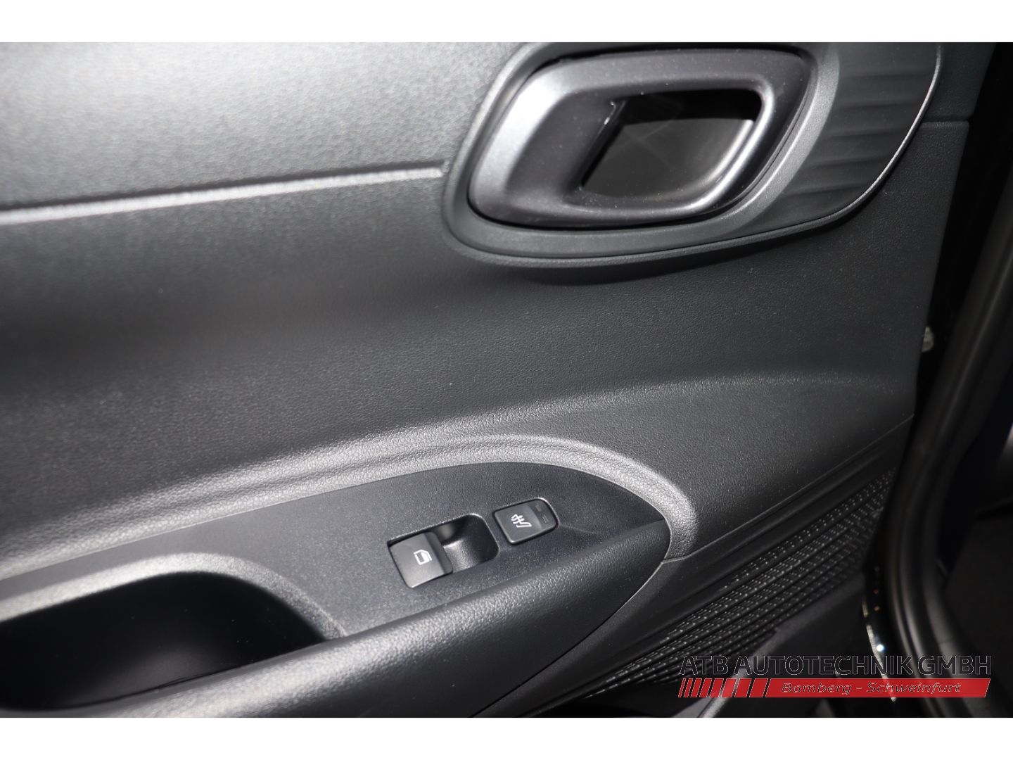 Fahrzeugabbildung Hyundai BAYON Trend 1.0 T-GDi DCT Navi LED Apple CarPlay