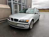 BMW e46 320i  Touring - BMW 320 aus 2001: Kombi, 320i