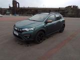 Dacia Sandero Eco-G 100 Stepway  Gas und Bernzin Serie