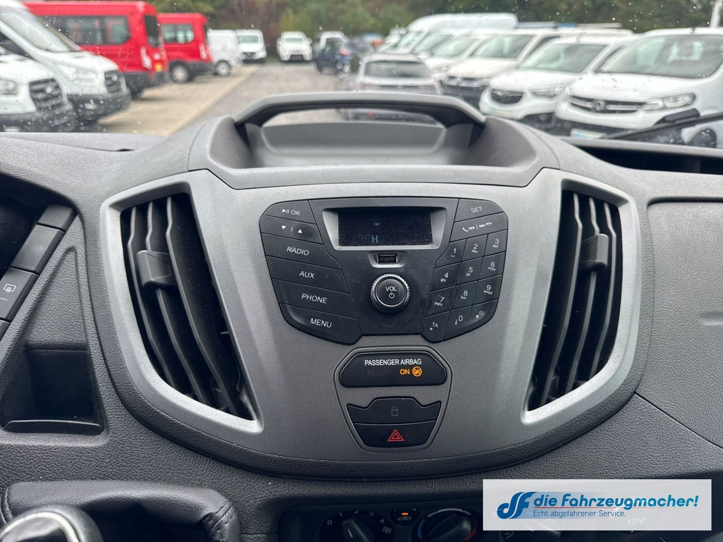 Fahrzeugabbildung Ford Transit Kombi 350 L3 2.2 TDCi DPF *4394