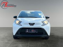 TOYOTA Aygo X Business Edition (AB7)
