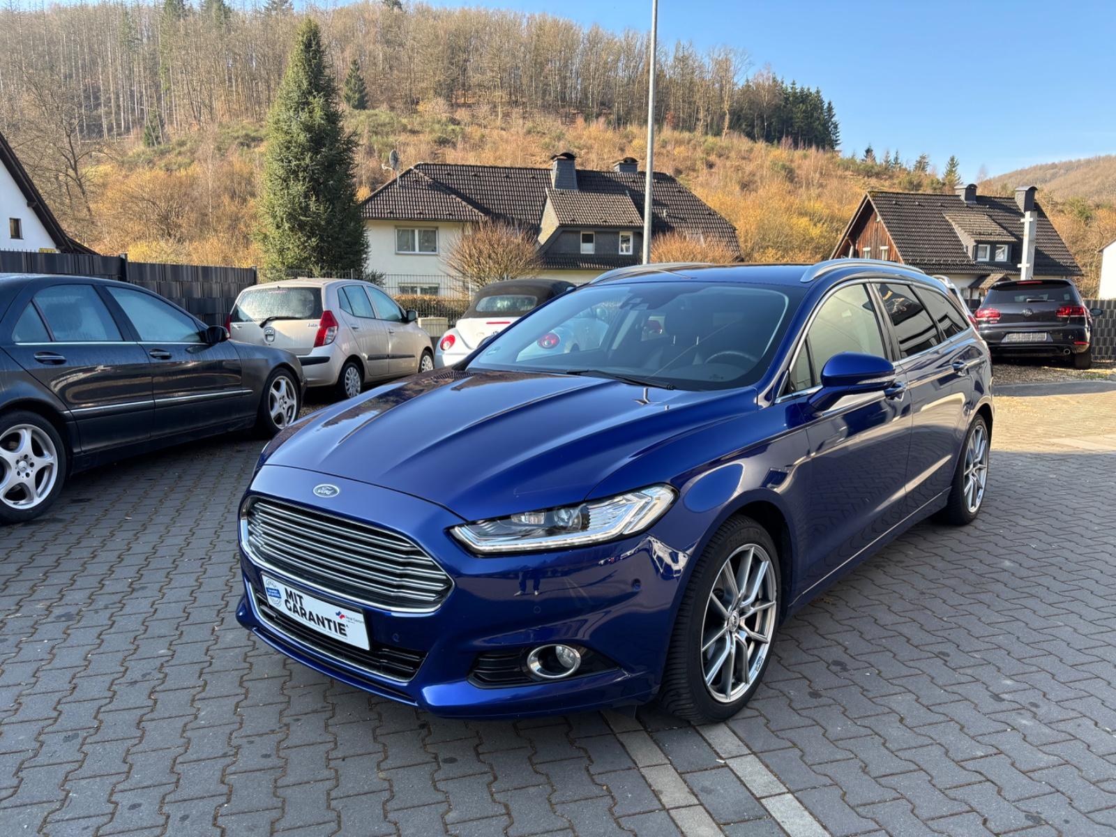 Ford 2.0 TDCi TITANIUM*8 FACH*AHK*NAVI*WINTERPAKET