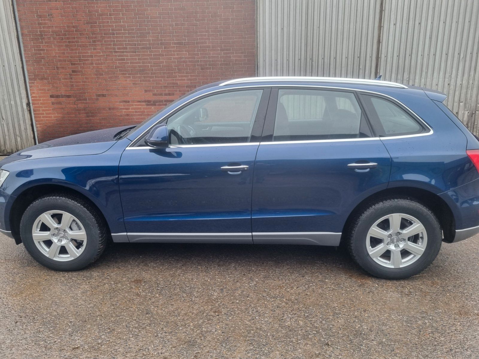AUDI Audi Q5 2.0TDI Quattro Automatik