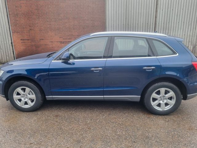 AUDI Audi Q5 2.0TDI Quattro Automatik
