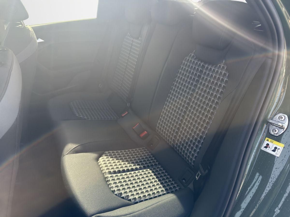 Fahrzeugabbildung Audi A1 Sportback S line 35 TFSI 110 kW