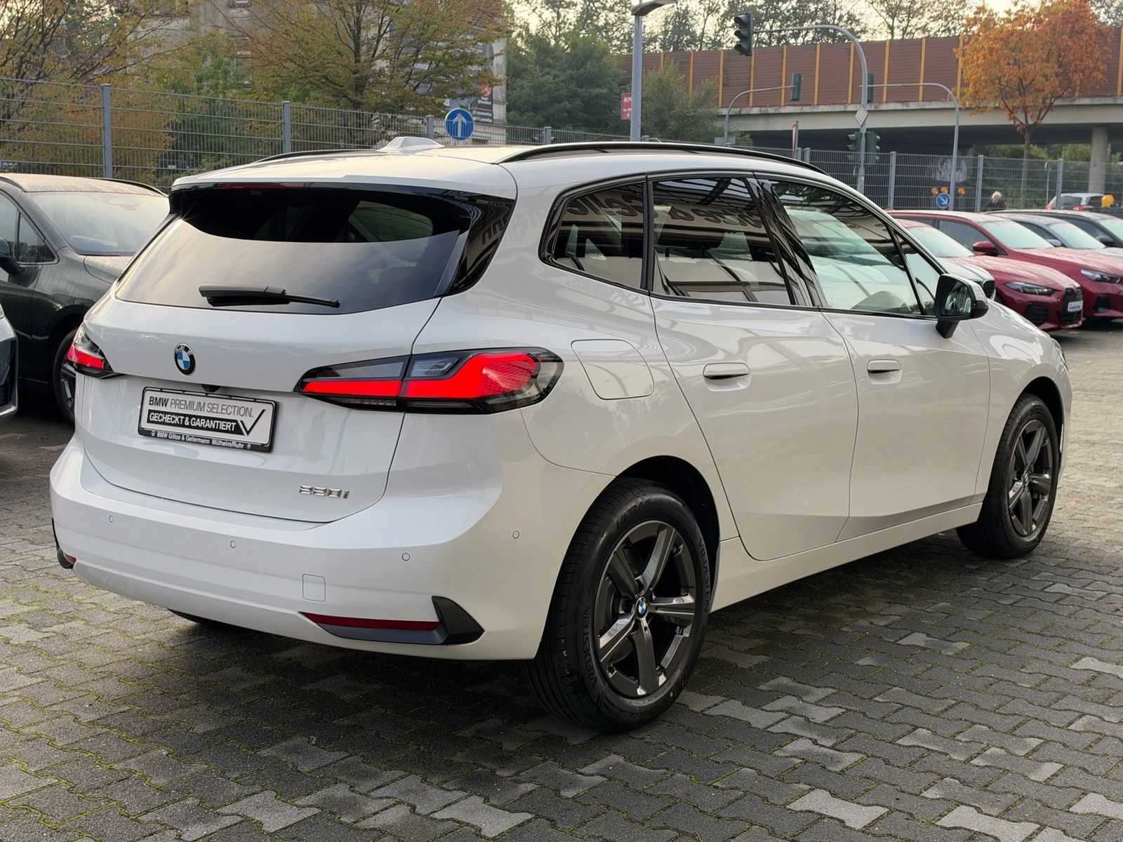 BMW 220 Active Tourer - Bild 2