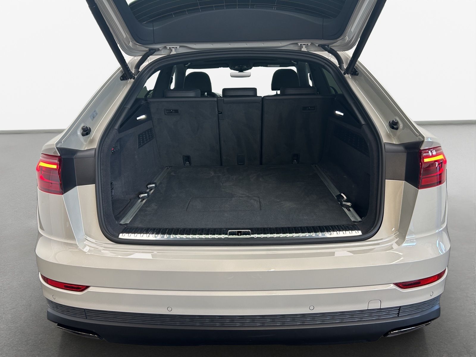 Audi Q8 - Bild 12