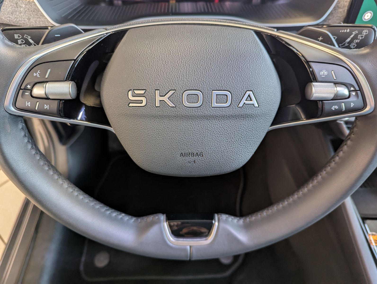 SKODA Octavia 1.5 TSI DSG ACC Style-Paket AHK 5J Garan - Image 22