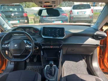 Peugeot 2008 - 9