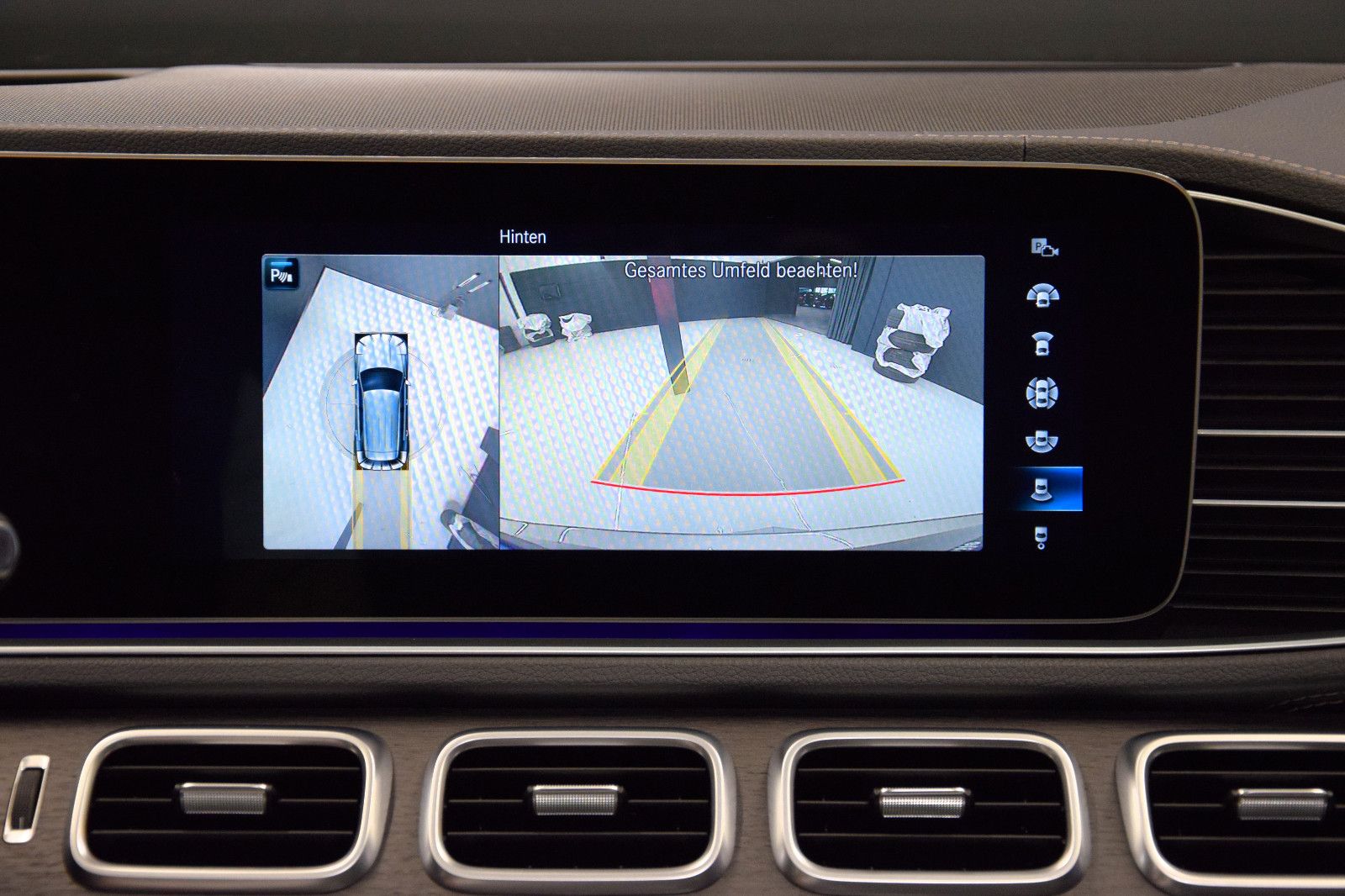Fahrzeugabbildung Mercedes-Benz GLE 300d 4Matic Pano HuD Airmatic Burmes Standhz