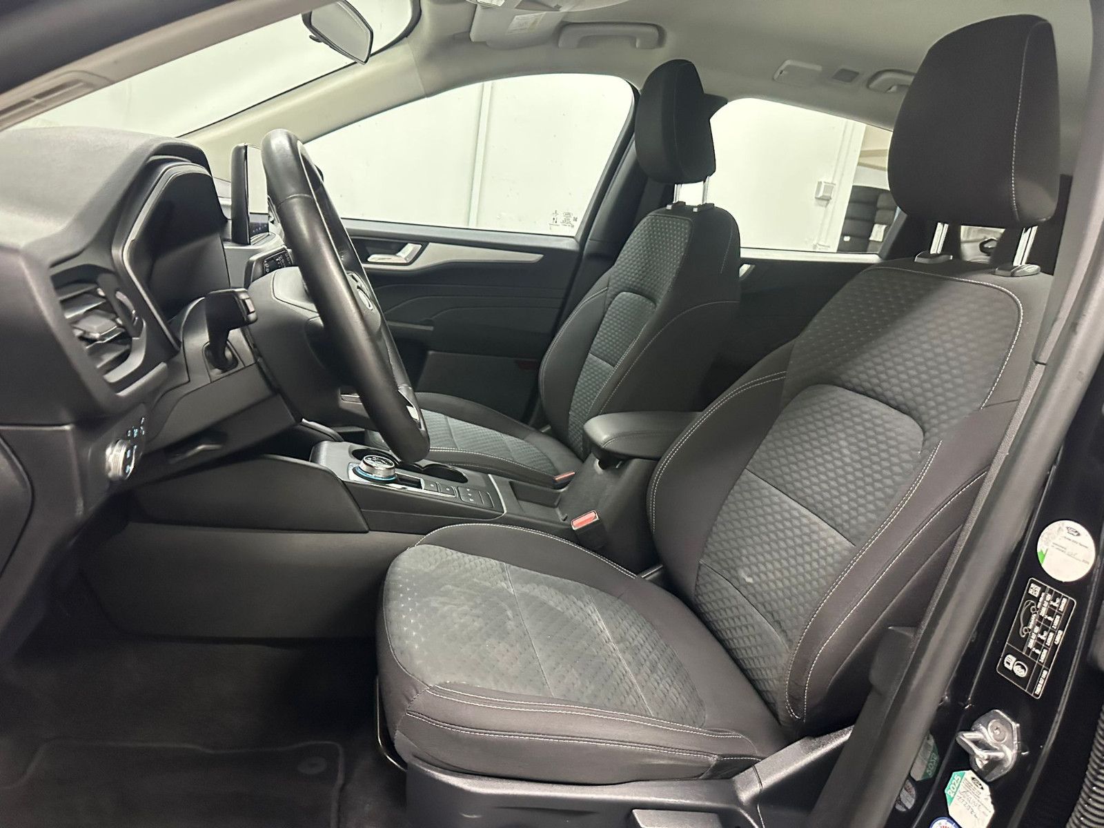 Fahrzeugabbildung Ford Kuga 1.5 EcoBlue Cool & Connect *KLIMA*NAVI*SH*