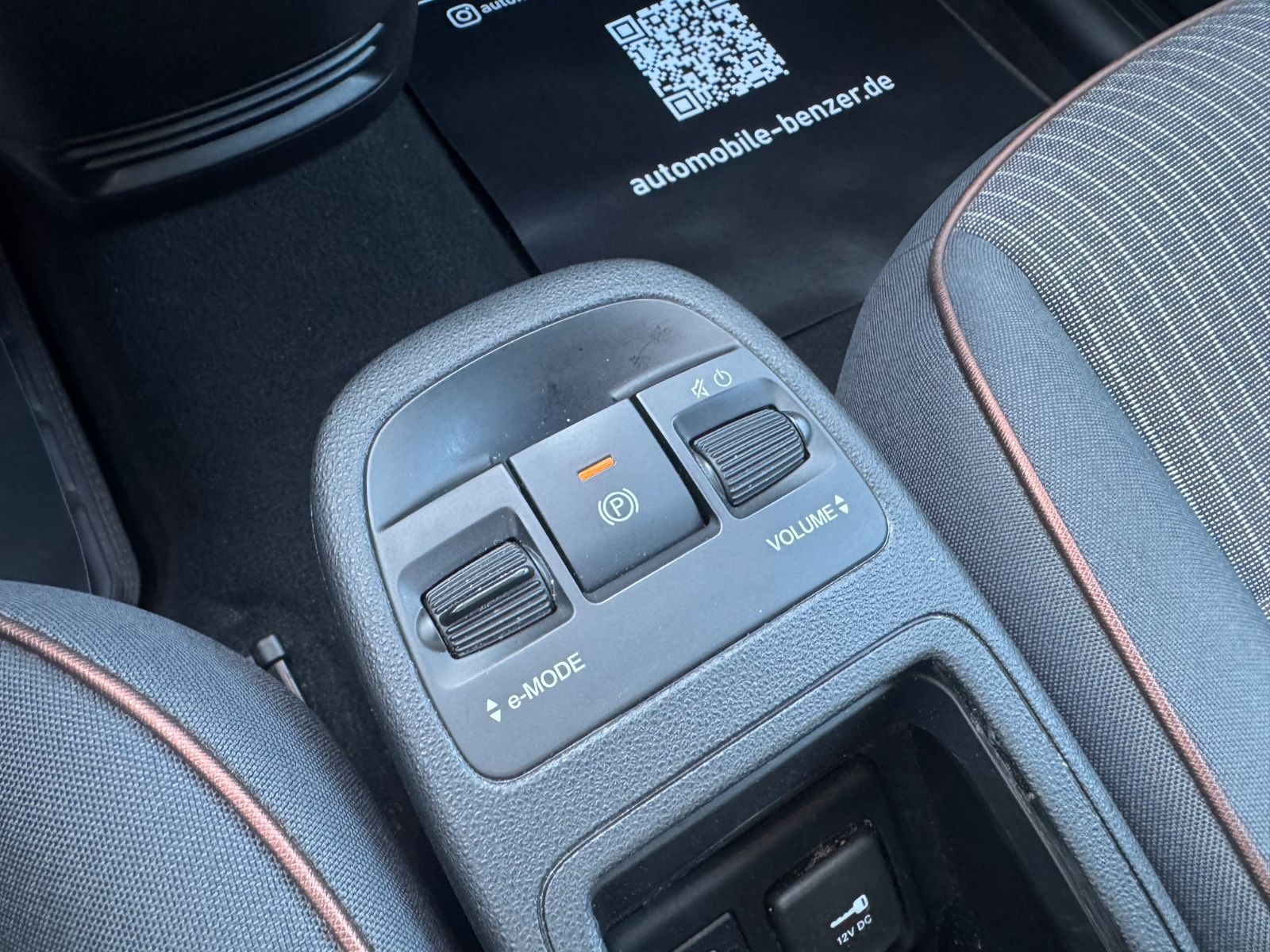 Fahrzeugabbildung Fiat 500 e Icon/Cabrio/ACC/LED/Navigation/R-Cam/42kWh
