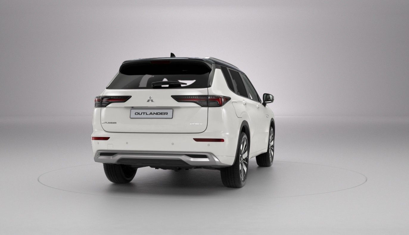 Mitsubishi Plug-in Hybrid Outlander - Bild 4