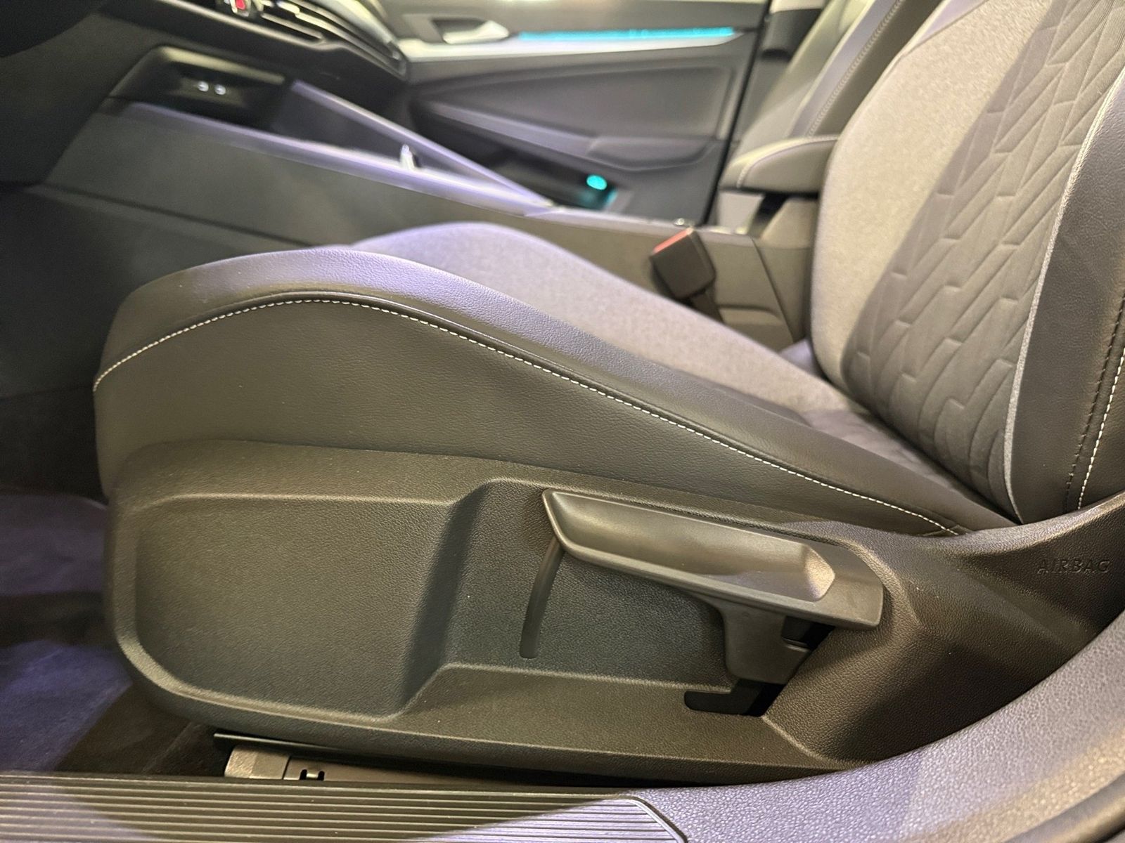 Volkswagen Golf - Bild 20