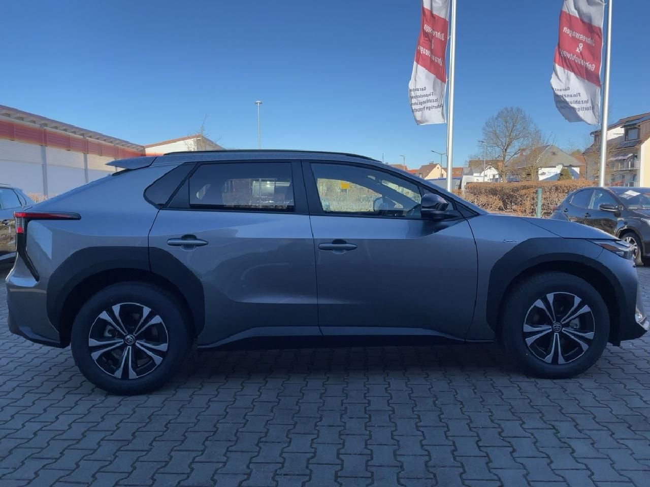 Fahrzeugabbildung Toyota bZ4X FWD 150kW Teamplayer