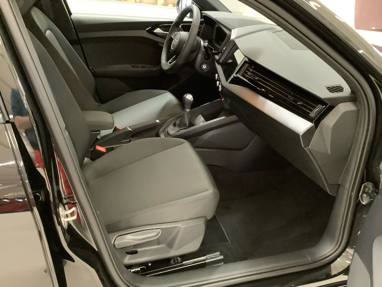 A1 Sportback 25 TFSI 70(95) kW(PS) Schaltgetrieb