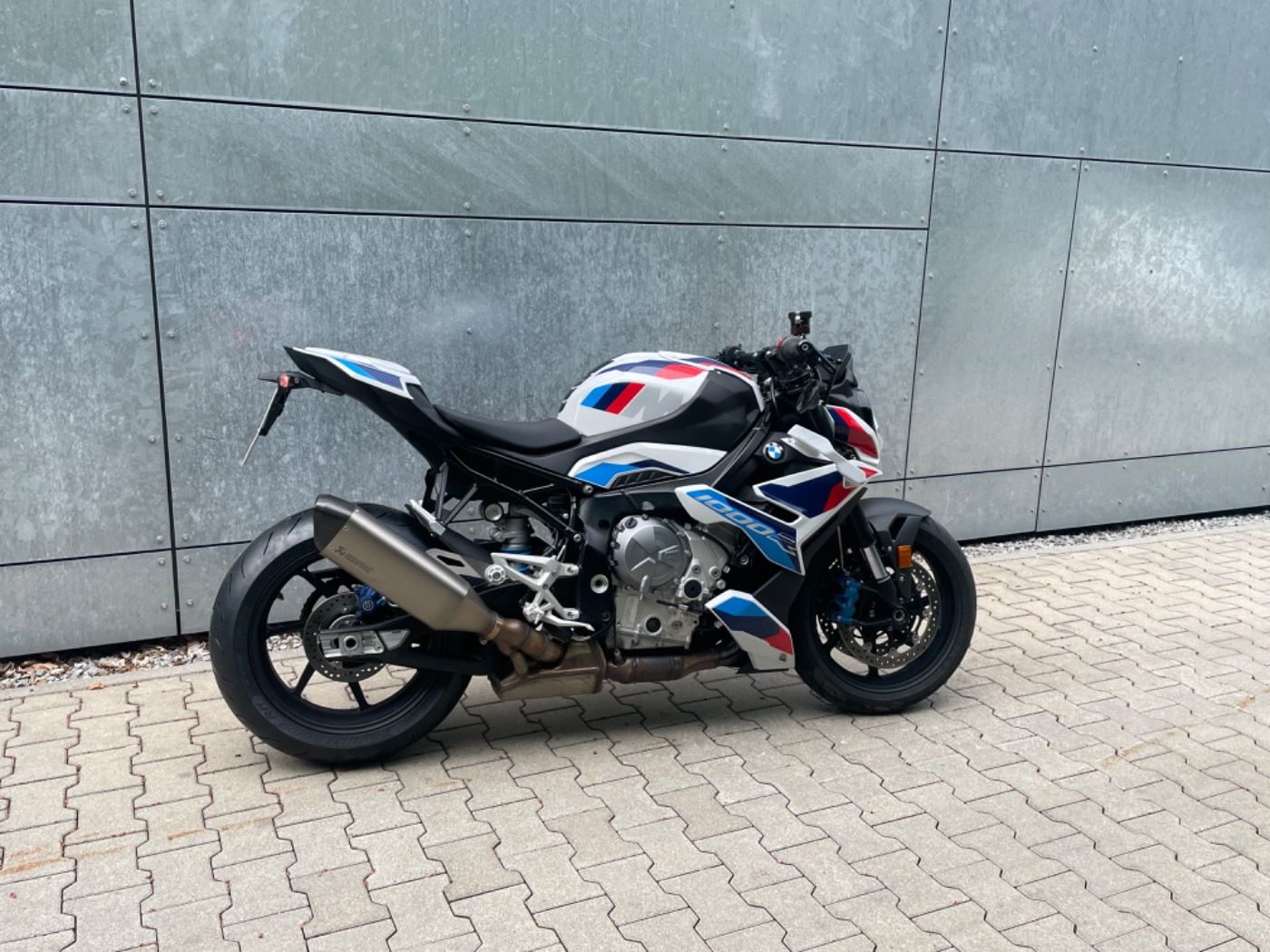 Fahrzeugabbildung BMW M 1000 R