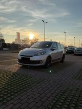 Renault Megane Scenic III 1.5 dCi - Renault Megane: Ii Dci