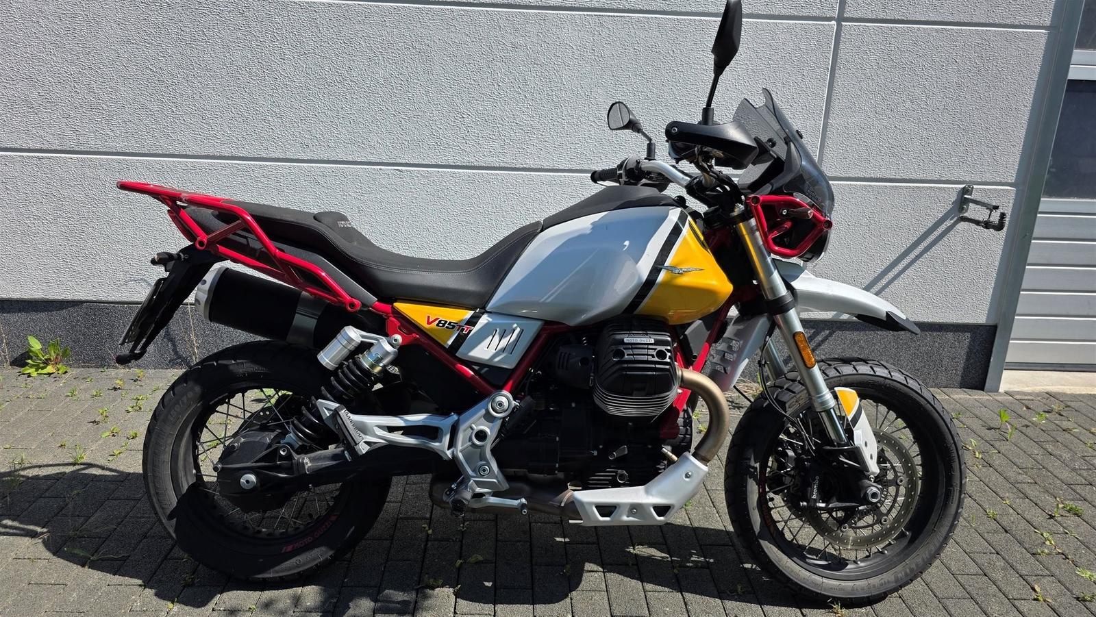 Moto Guzzi V85 TT