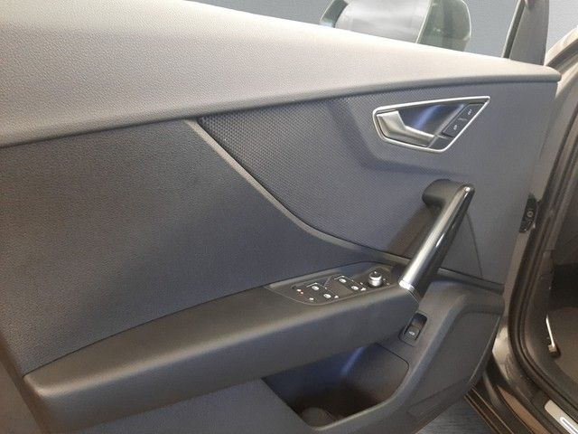 Fahrzeugabbildung Audi Q2 S line 35TFSI S-tronic LED Kamera AHK 19"