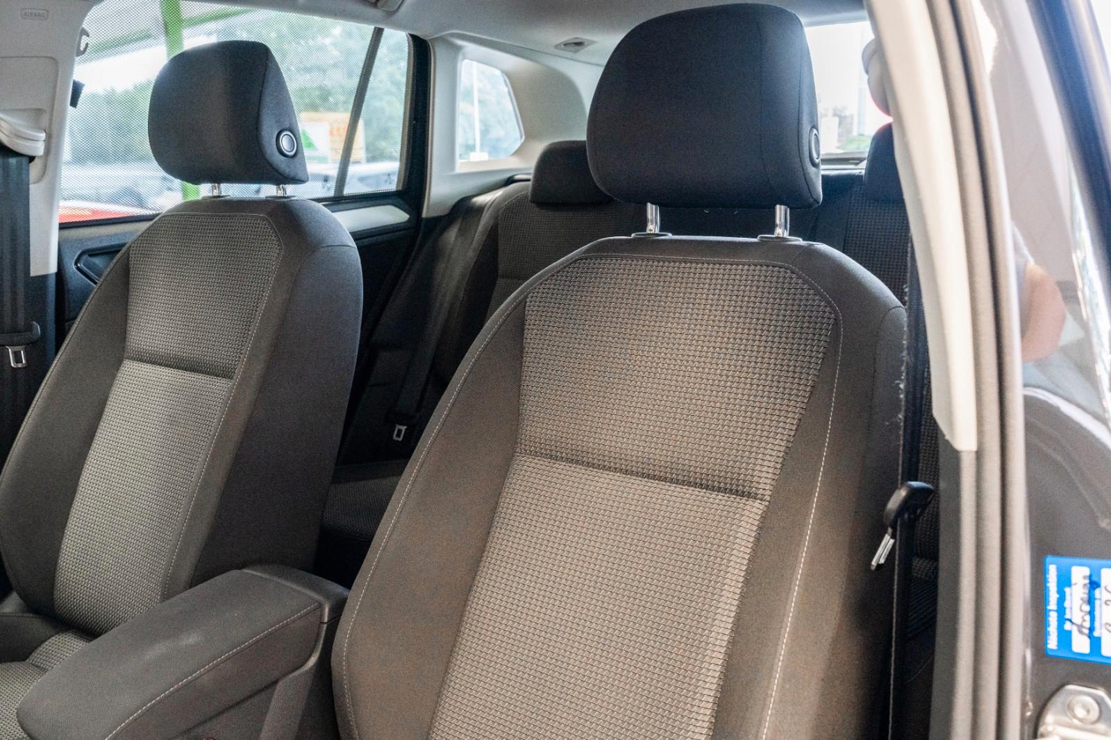 Volkswagen Tiguan 4Motion 1.4 Benzin Automatik AHK Navi PDC