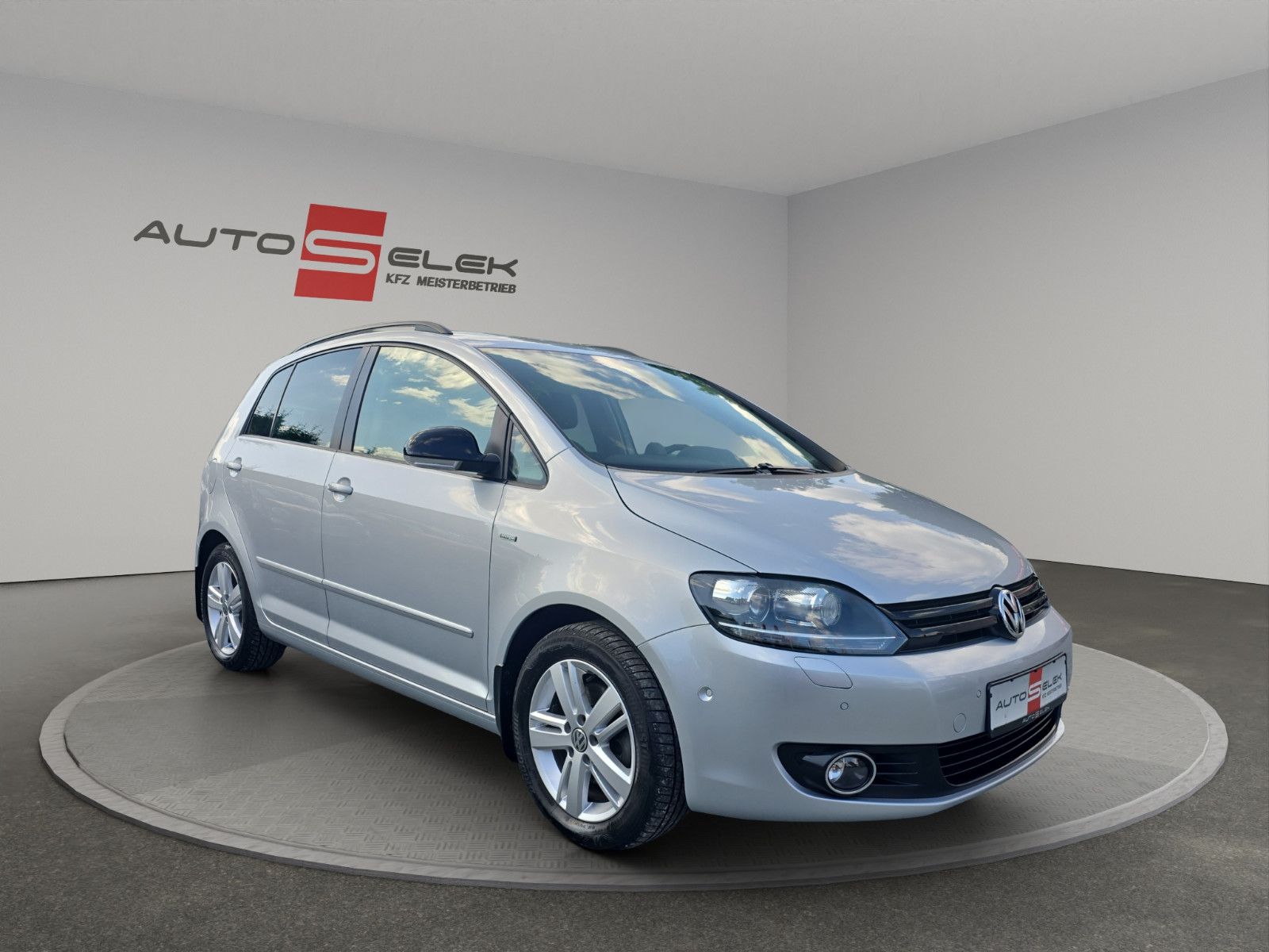 Fahrzeugabbildung Volkswagen Golf Plus VI Match DSG AUTOMATIK TEMPOMAT NAVI