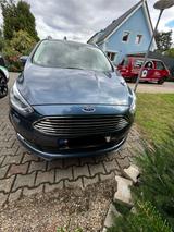 Ford Grand C Max 2.0 12,200 Heute - Ford Grand C-Max in Düsseldorf