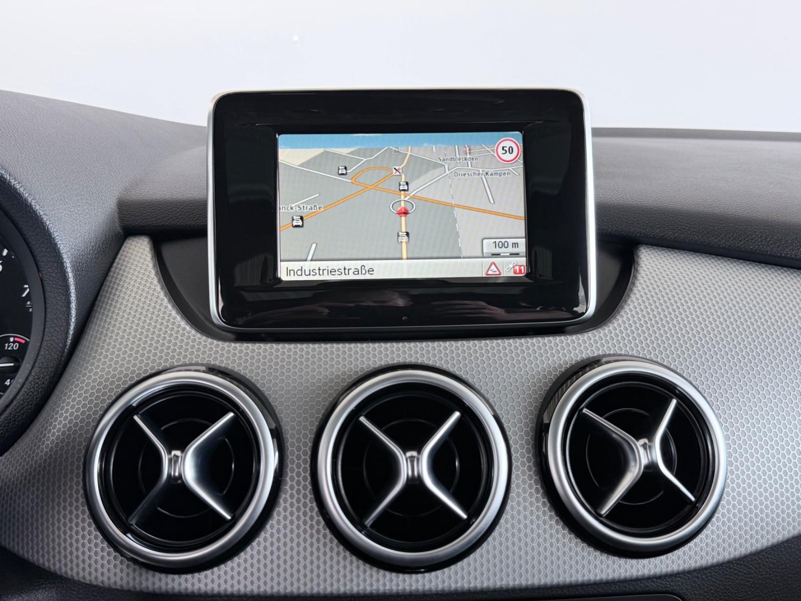 Mercedes-Benz B 200 Automatik Navi|Panorama|SHZ